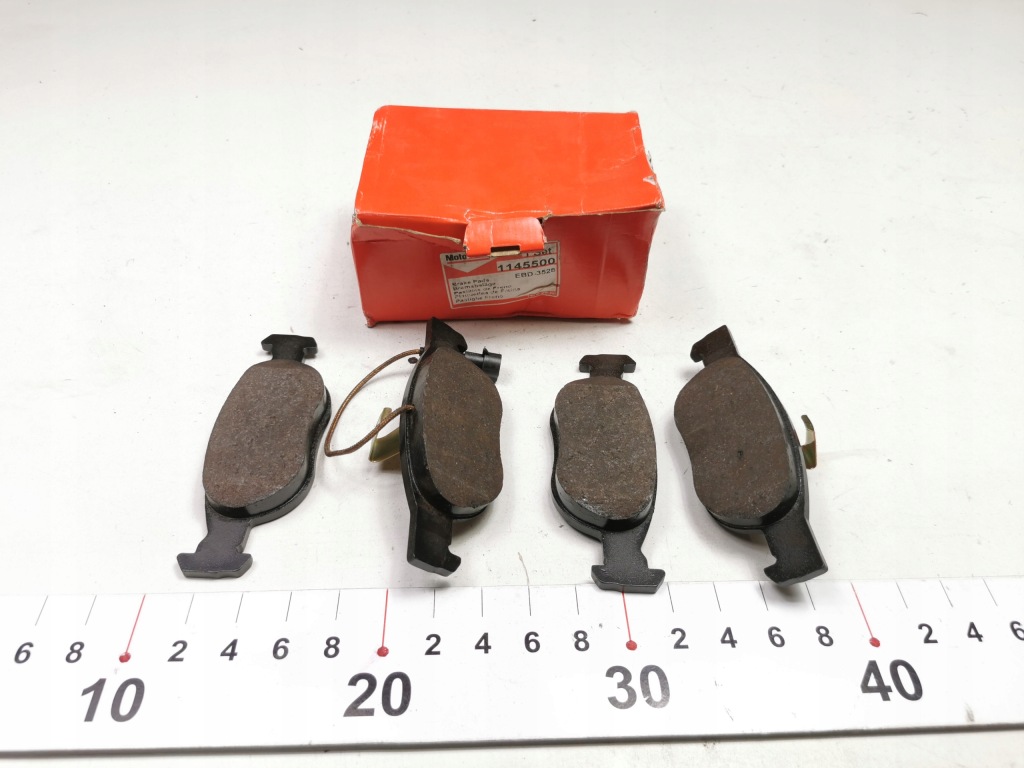 Тормозные колодки тормозные перед fiat bravo brava ford оригинальный номер ebd-3528 1145500 Цена
