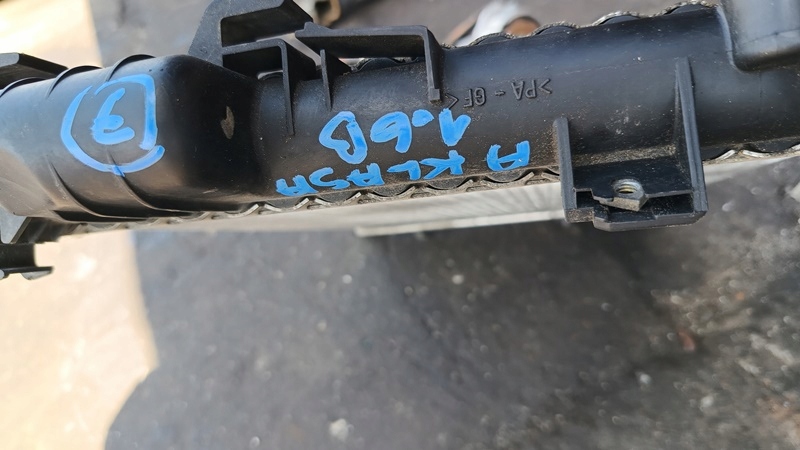 Mercedes w168 1.6 радиатор воды 1685000202 Оригинал