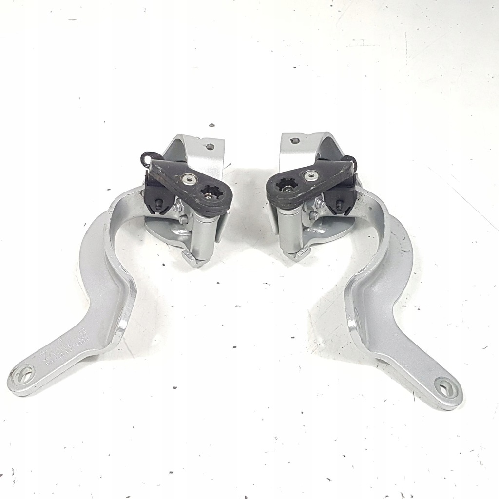 фото №1, Петля петли крышки audi q7 4l