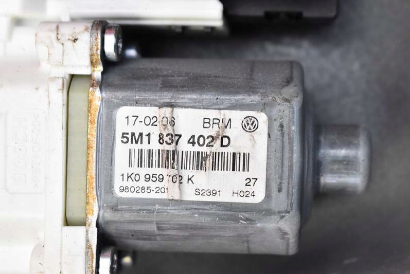 фото №11, Подъемник стекло правый перед eu 5m0837462 vw golf 5 v plus 03-09