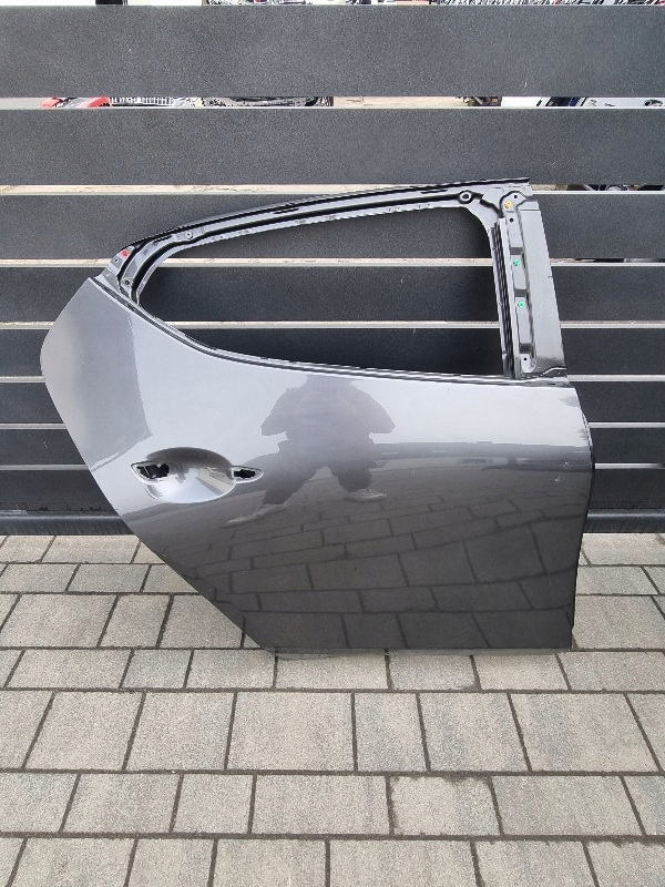 фото №1, Mazda 3 iv двері праве задні задня