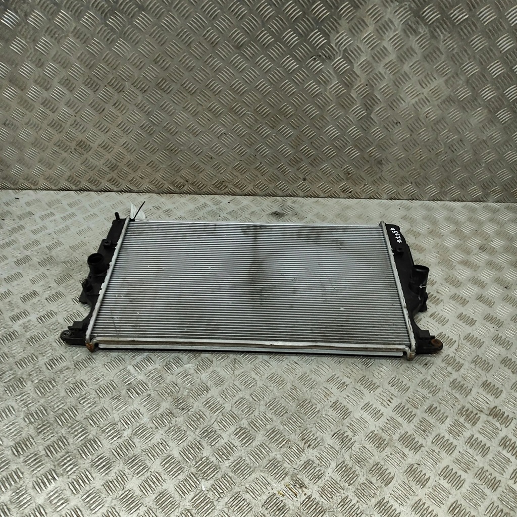 фото №5, Toyota avensis t270 2016 радіатор
