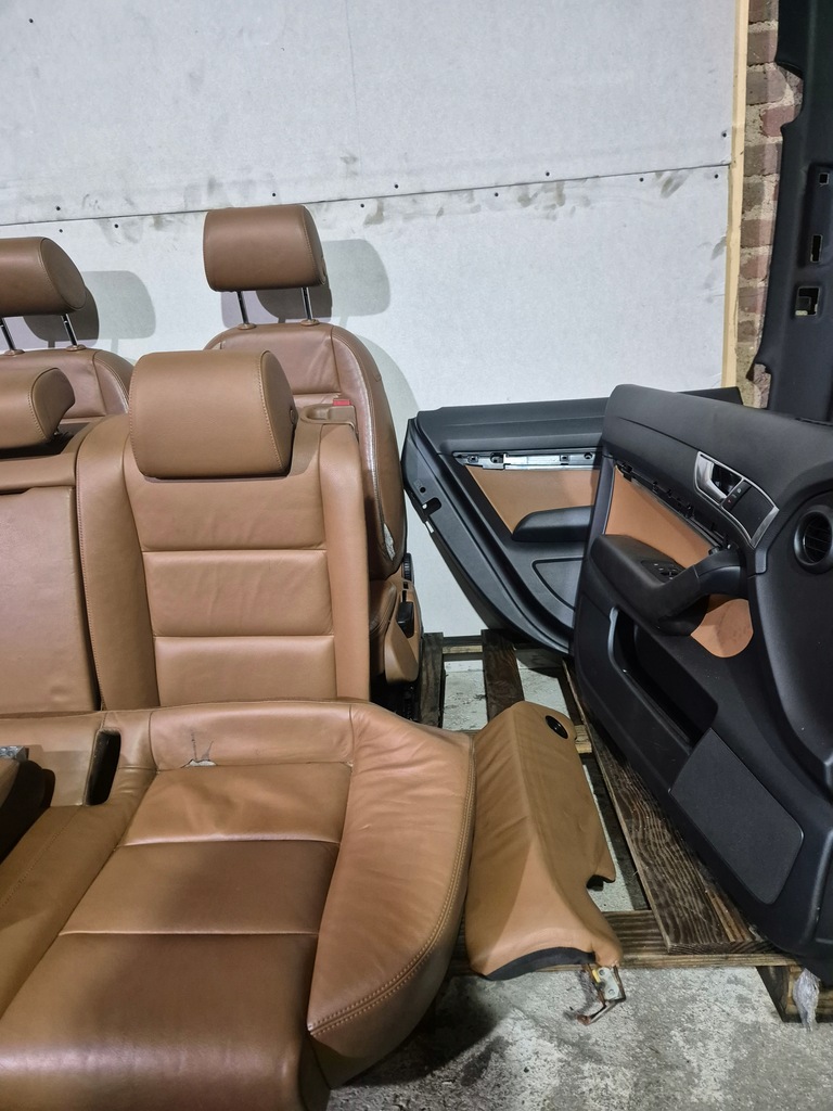 фото №8, Audi a6 c6 avant kombi сидіння шкіра обшивки заднє сидіння