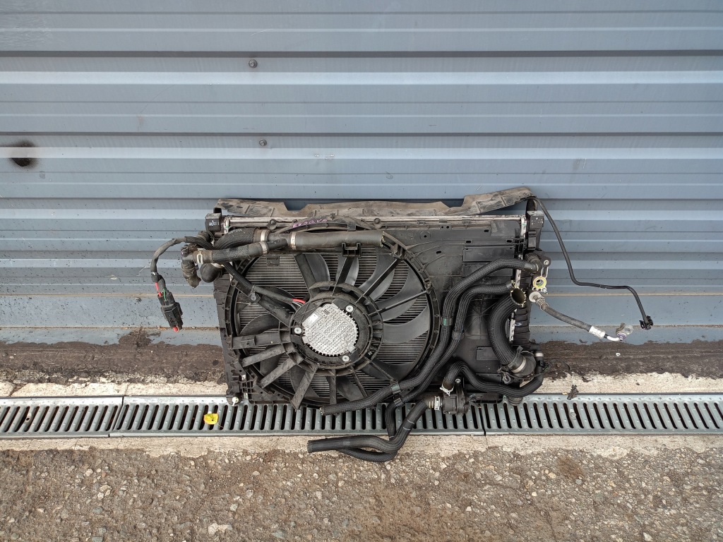 Бампер pdc капот крила лампи ремінь перед range rover evoque ii l551 r-dyn Недорого