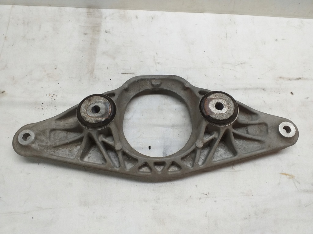 фото №5, Bmw 5 f10 кронштейн міст диференціал