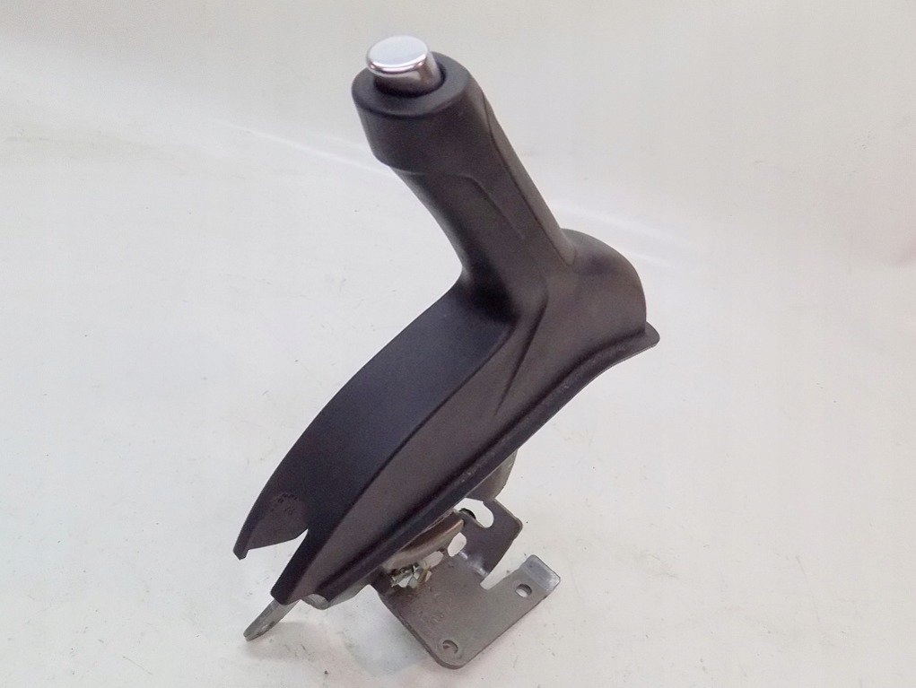 фото №7, Ford b-max 2014r - рычаг тормоз ручной