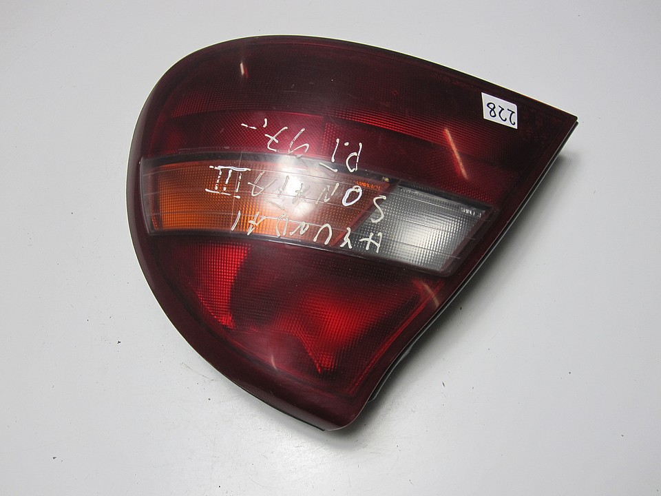 фото №1, Лампа задняя правая hyundai sonata iii 97r 228