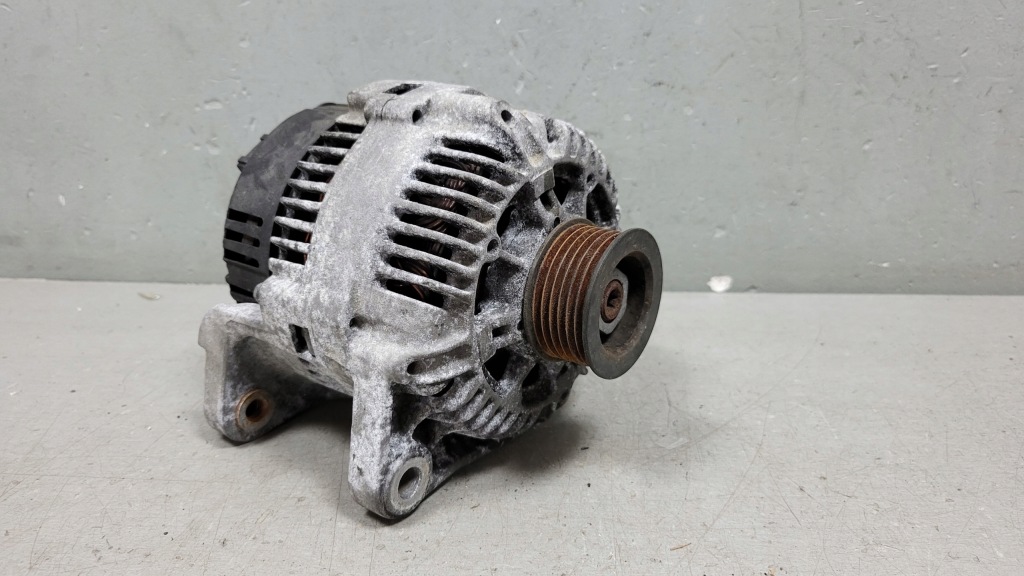 Купити Генератор bmw 3 e46 1.9b 1435429