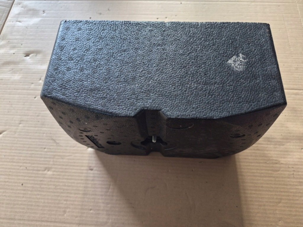 Вкладиш колеса вкладка багажника вушко помпа компресор mg zs 19- рестайлінг Зі Шроту