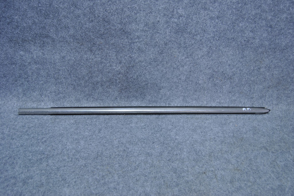 фото №1, Dodge ram 1500 4 gen молдинг уплотнитель хром наружная правый задняя