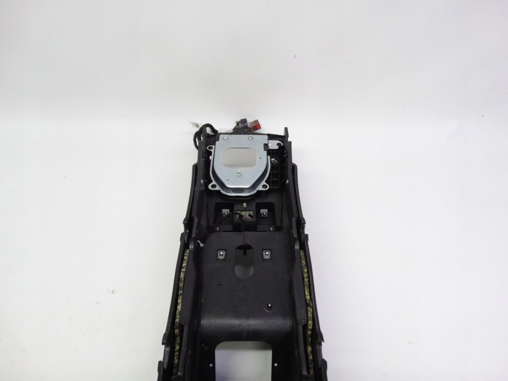 фото №7, Maserati granturismo m145 07-19 туннель средний 69297100 оригинальный