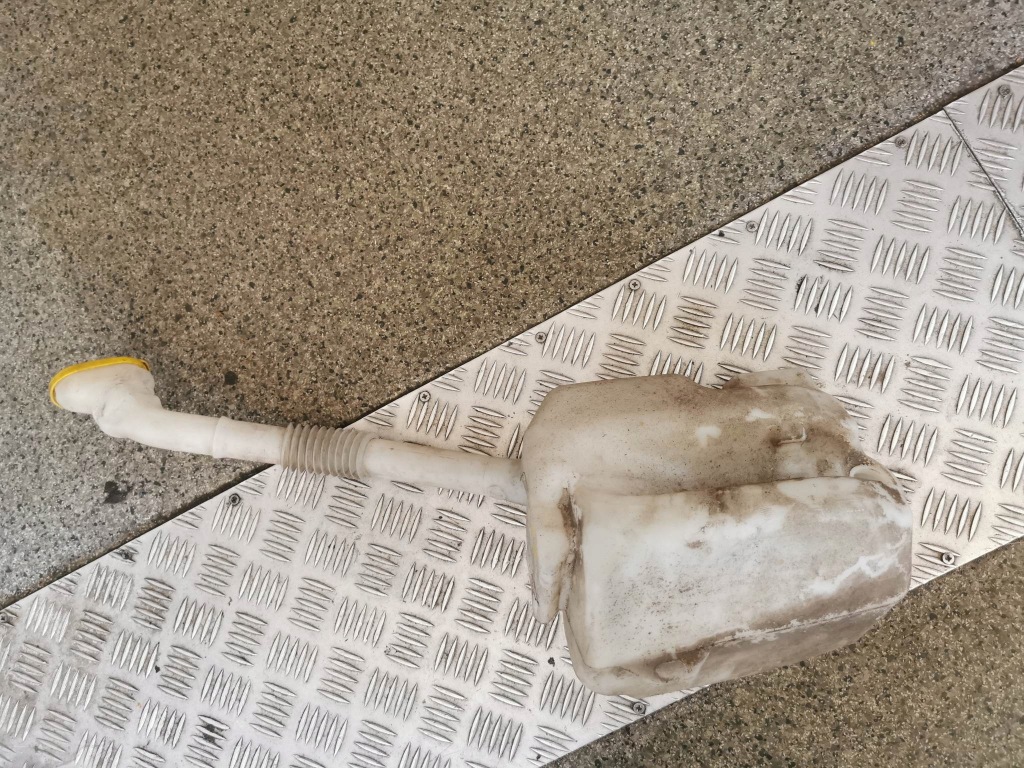 фото №3, Бачок омивача renault оригінальний номер 8200104706