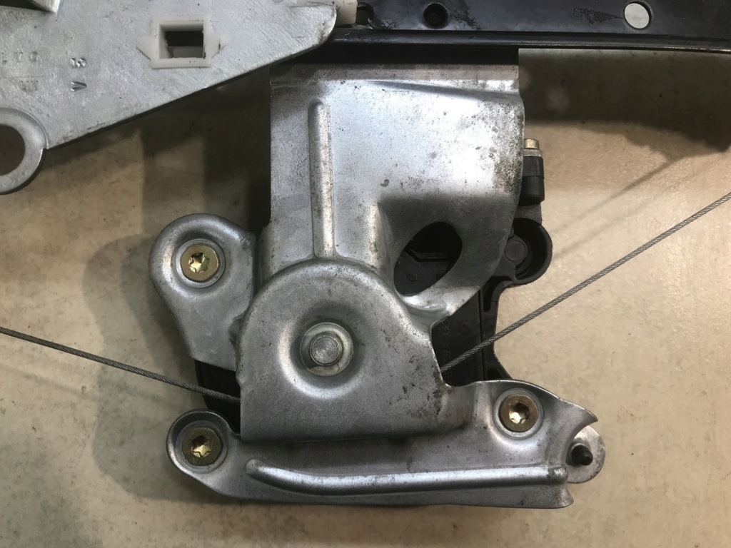 фото №10, Подъемник стекло правый задняя volvo s60 i