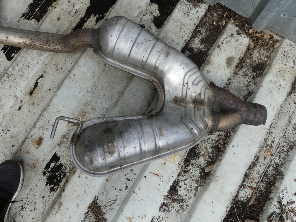 Bmw 5 e39 520i m54 гаситель конечный средний выхлоп mpakiet 1714730 1437650 Цена