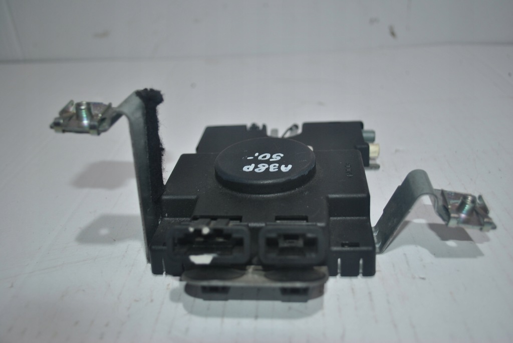 фото №8, Усилитель антенны audi a3 8p 8p0035225d