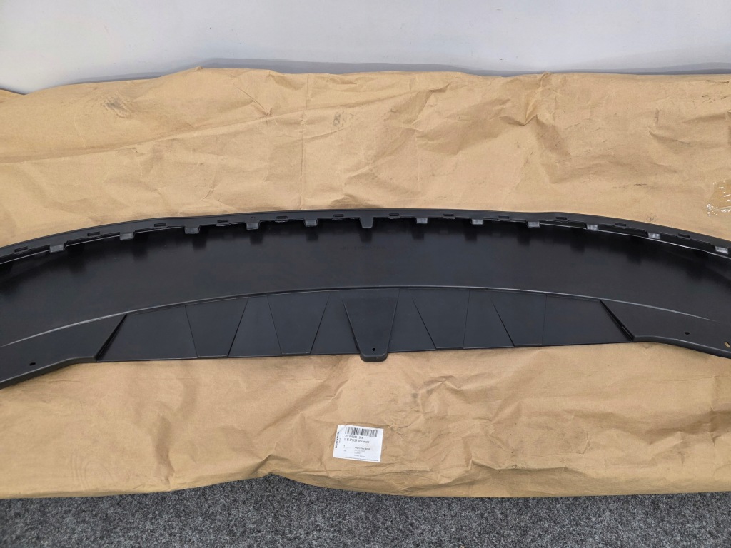 Спойлер передні  накладка-спойлер vw passat b6 3c0805903 fabrycznie новий оригінальний Київ