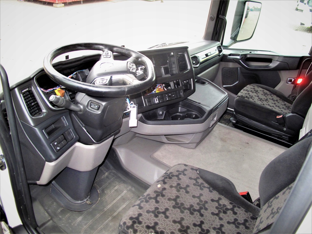 фото №1, Kompletny середина scania r s