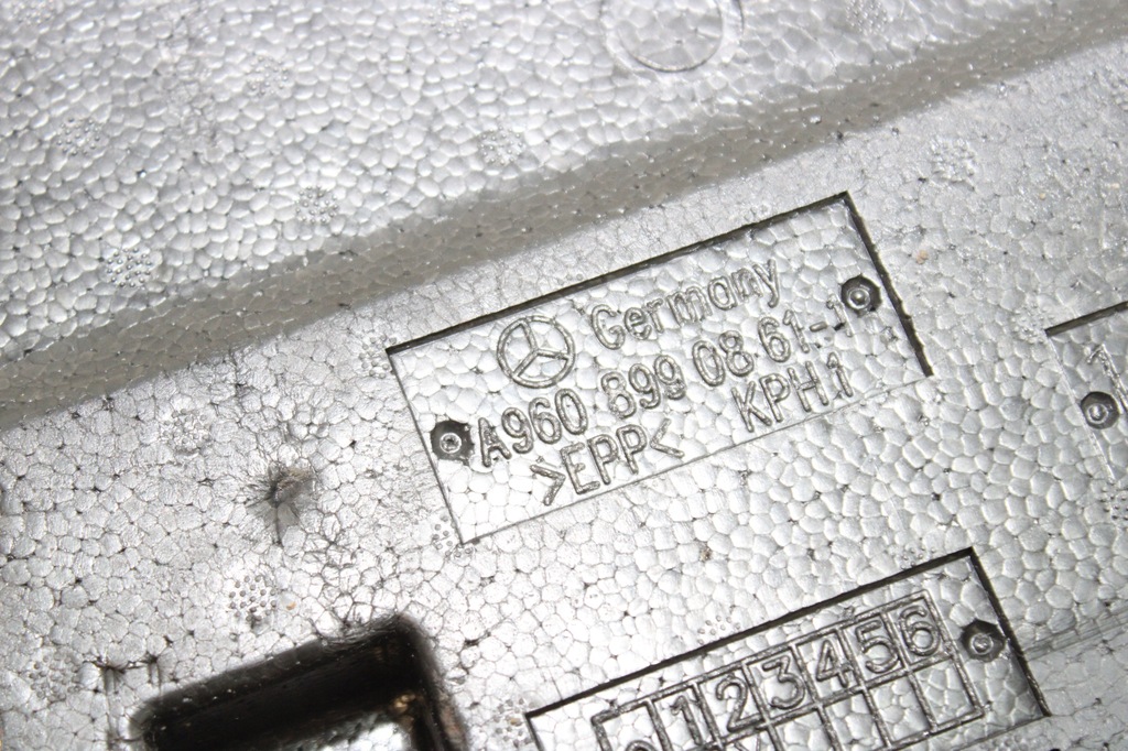 фото №6, Mercedes actros mp4 контейнер пенополистирол бардачка вкладка a9608990861