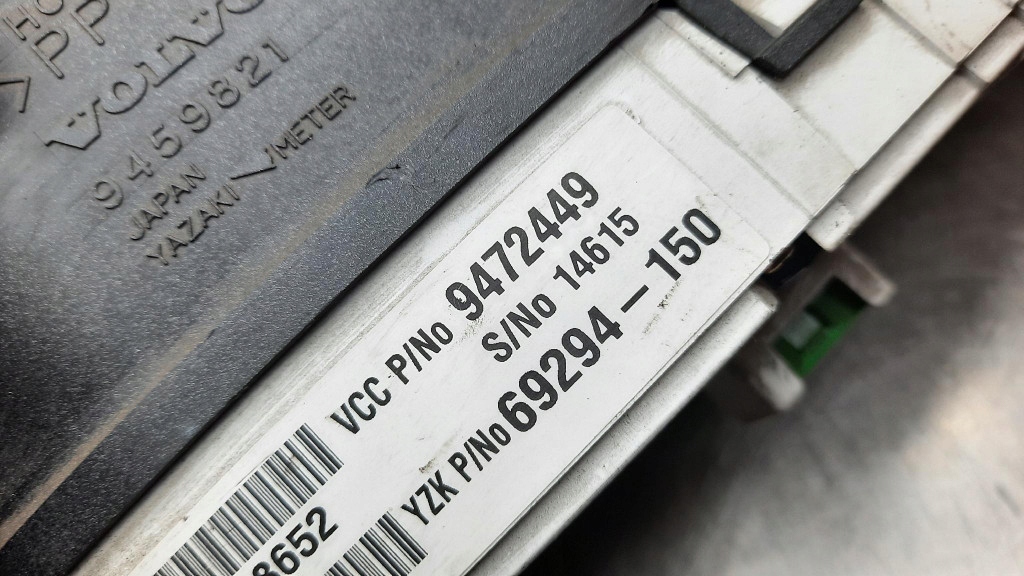 фото №13, Счетчик приборы 9472449 volvo s80 98-06r 2.9b