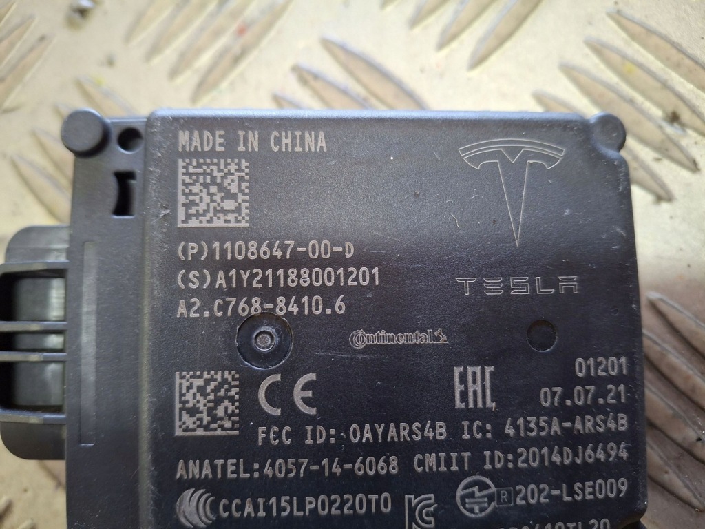 Модуль радар датчик tesla model 3 telsa y 2017r- Цена