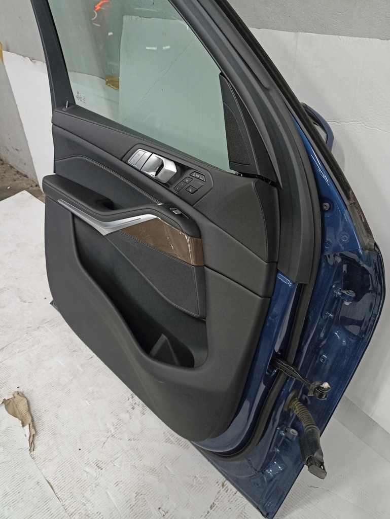 фото №8, Обшивка дверь перед левый правый bmw x7 g07