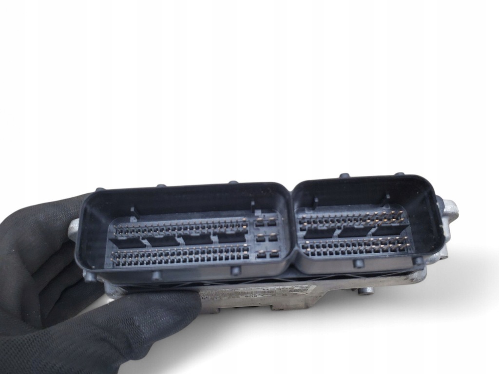 фото №5, Audi q3 8u 8u0907115l блоки управления двигателя