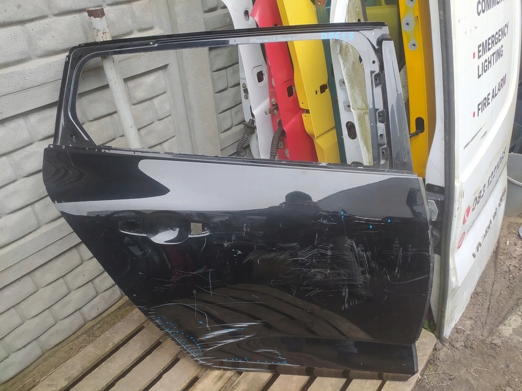 фото №1, Двері задня правий renault megane iv kombi giełda