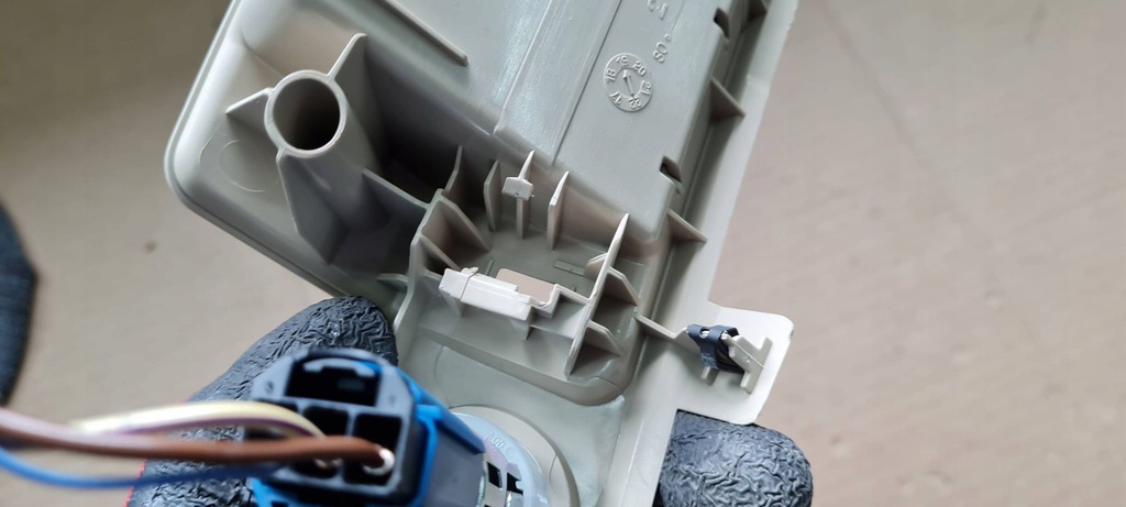 фото №8, Q5 80a панель защита туннель разъём прикуривателя 80b864131a