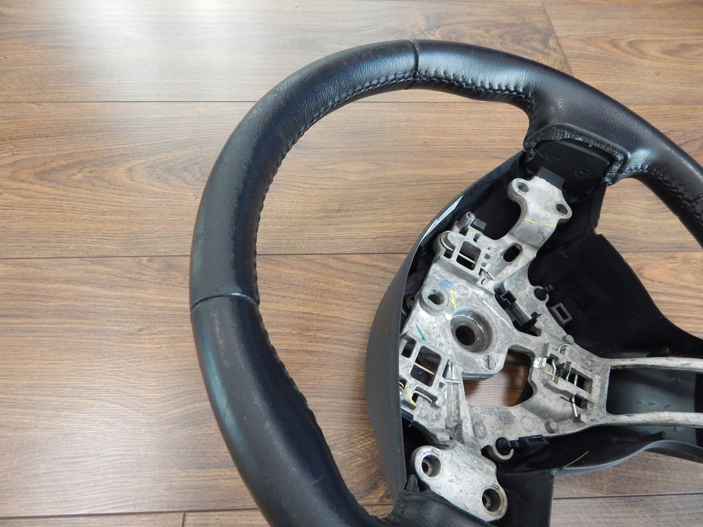 фото №10, Повітропровід nissan note i e11 tiida шкіра оригінал