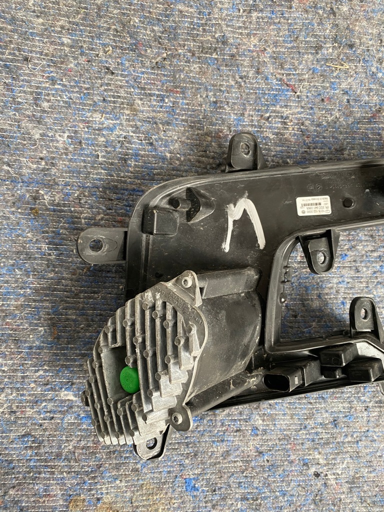 фото №8, Протитуманна фара vw passat b8 gte 3g0941056a