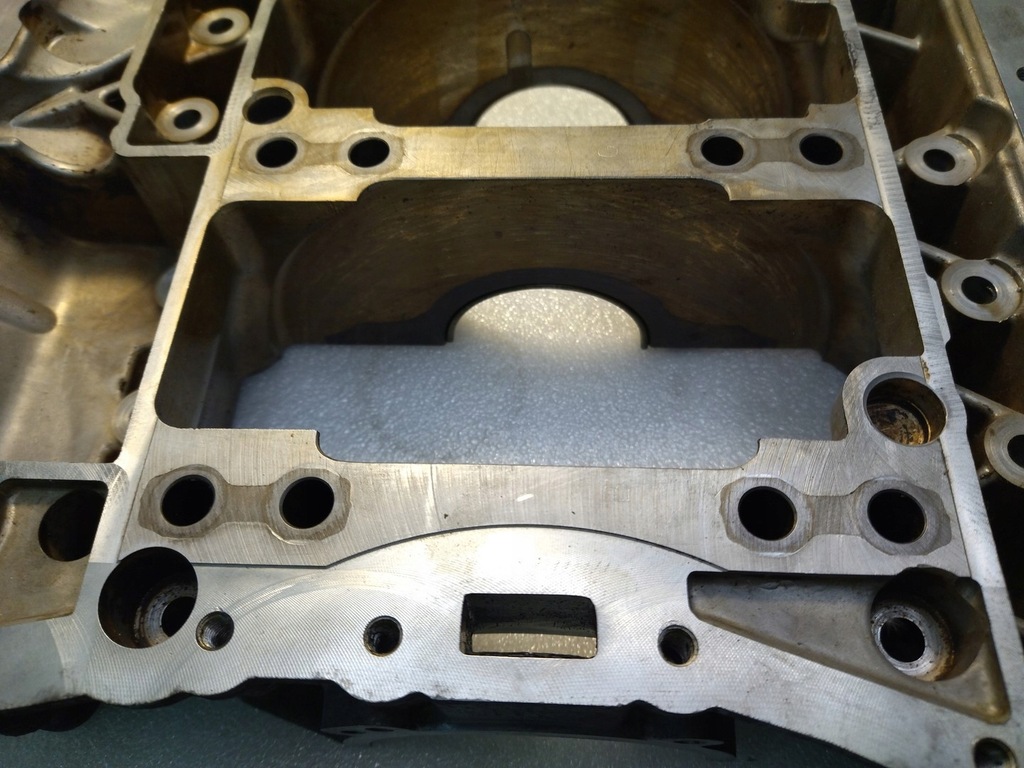 фото №10, 06e103032r блок двигателя 3.2 fsi код двигателя auk audi a6 c6 a8 d3