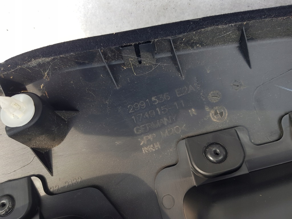 фото №5, Оббивка обшивка двері правий задня права bmw x1 e84