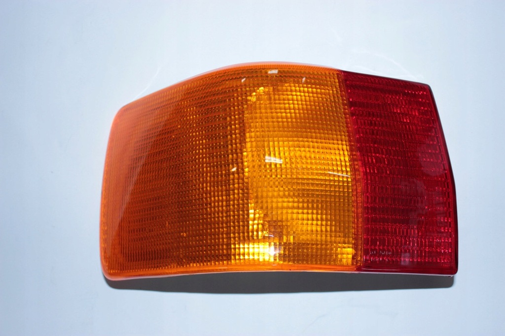 фото №1, Лампа задняя audi 80 86- /l/