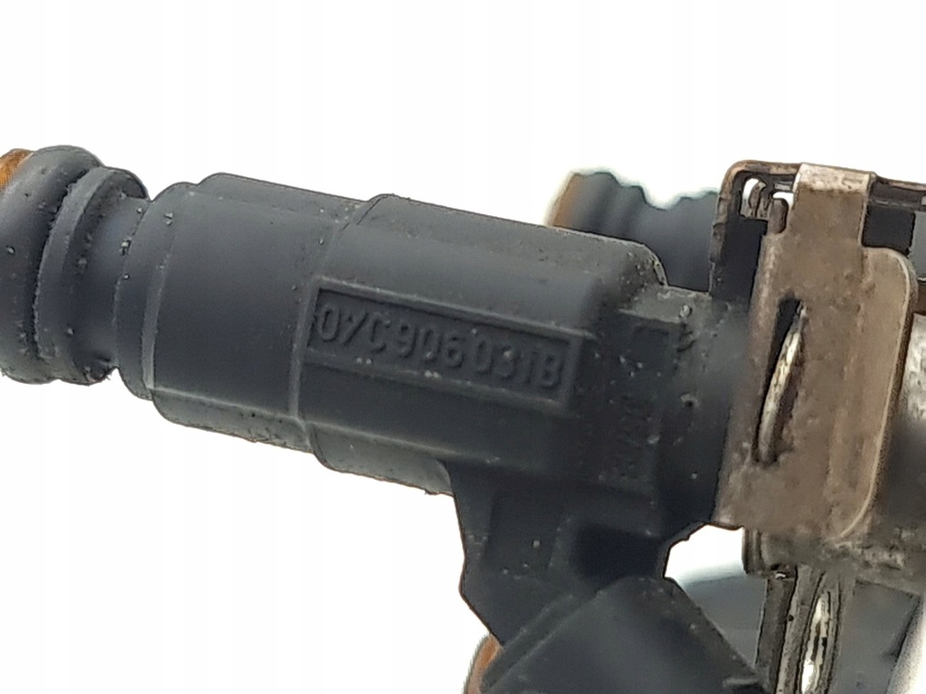 фото №7, Bentley flying spur 2006 комплект форсунок 07c906031b