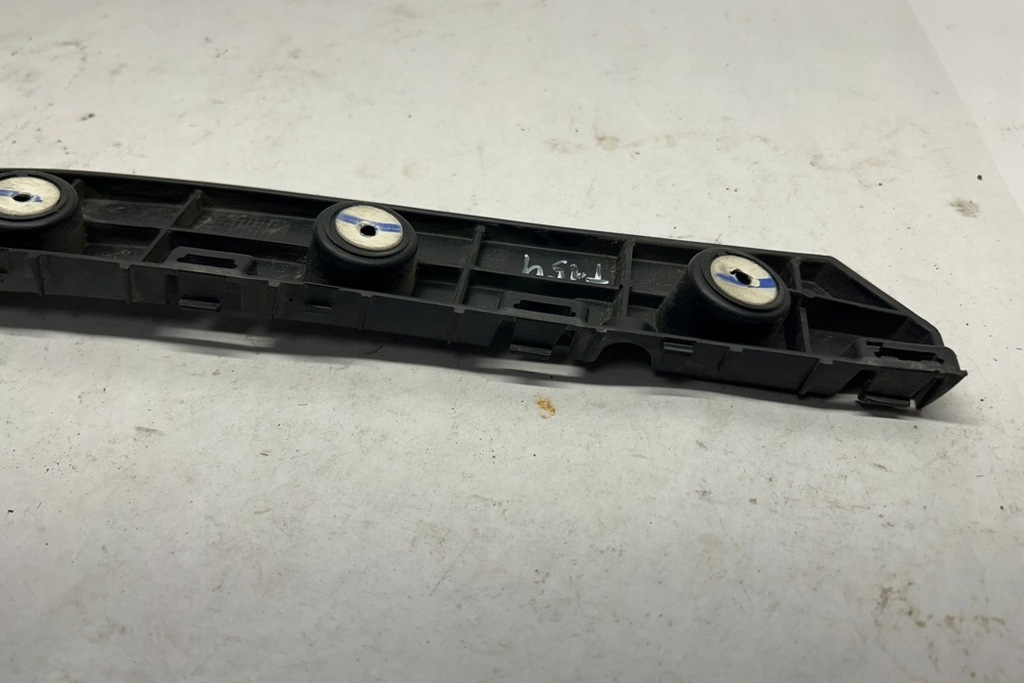 фото №8, Левый направляющая заднего бампера chevrolet camaro 84603116 6.2l бензиновый 333kw