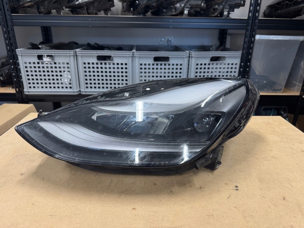Купить Tesla model 3 3 y рестайлинг  фара передняя левая full led оригинал