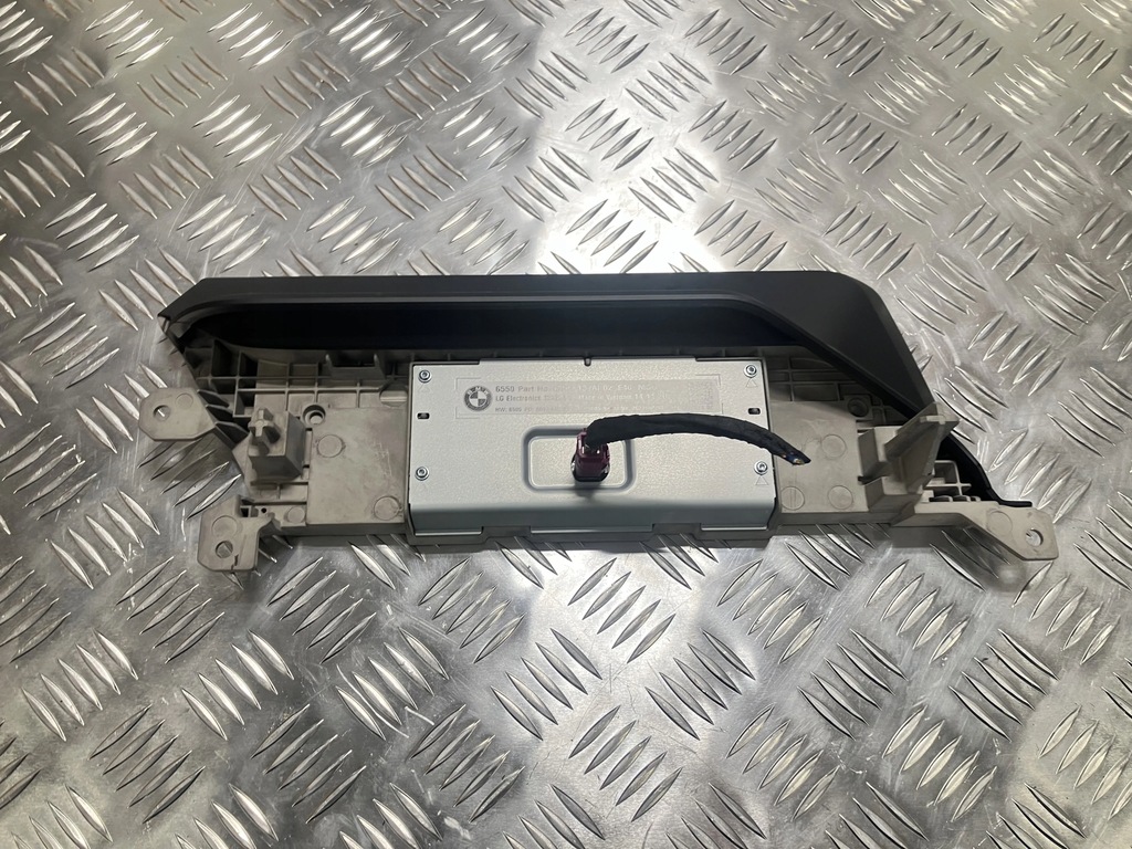 фото №1, Экран дисплей радио навигации bmw 1 f40