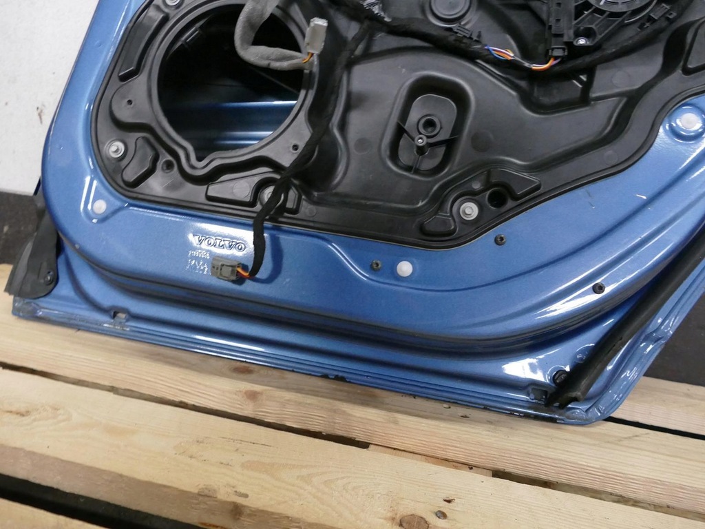 фото №16, Volvo xc60 i lift дверь правый задняя правое задние 713 power blue