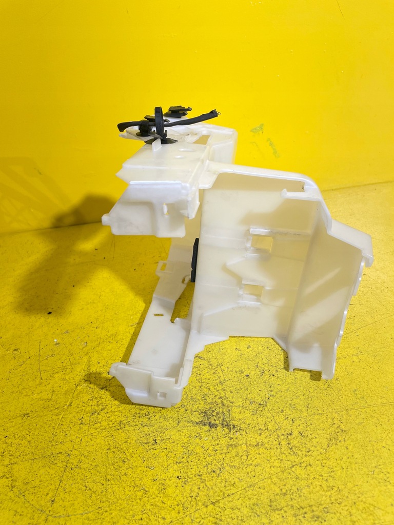 фото №6, Peugeot 308 ii - корпус кронштейн коробка предохранителей 9670162380