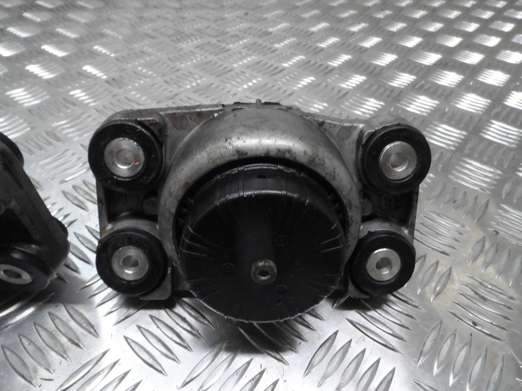 фото №5, Подушка двигателя левая range vogue l405