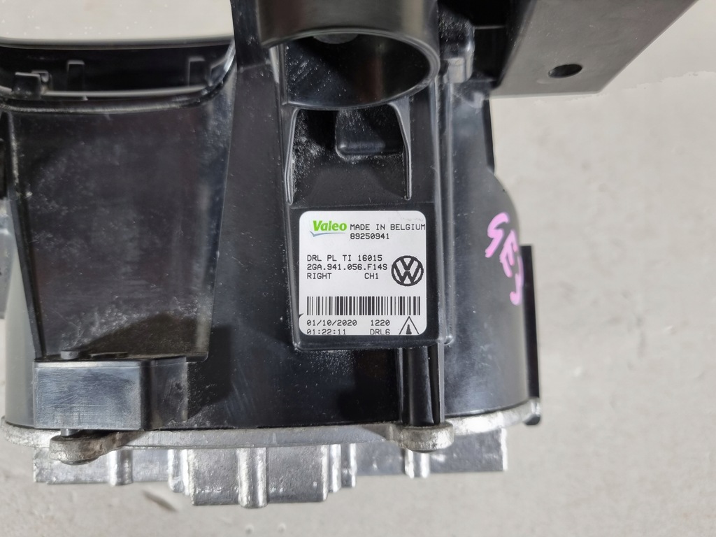 фото №12, Vw t-roc 2ga протитуманна фара drl led правий перед передній