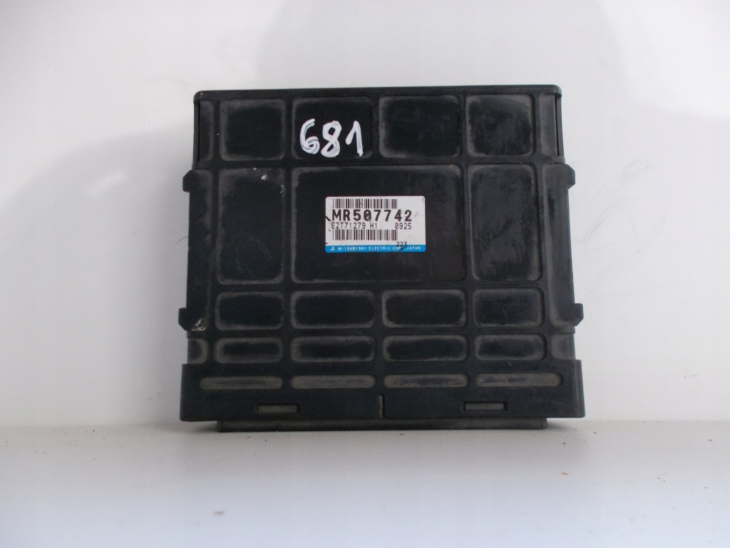 фото №1, Mitsubishi galant модуль mr507742 e271279h1