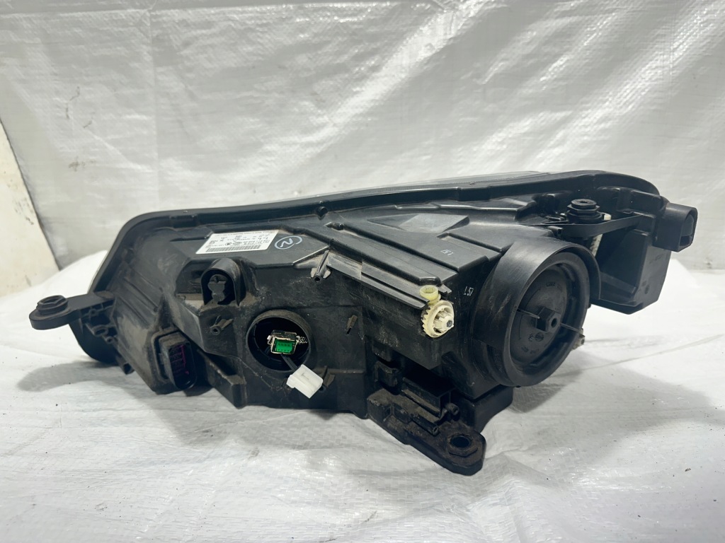Skoda superb 3 фара перед правый  bixenon led европа 3v941016b Доставка