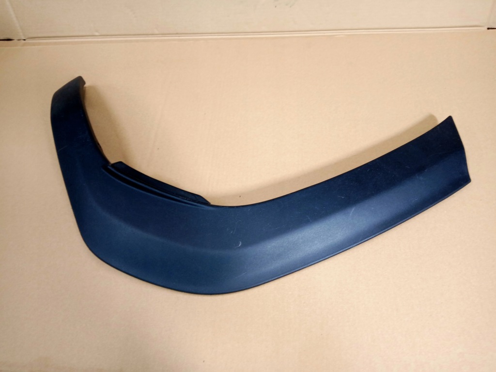 фото №2, Toyota yaris cross ліва молдинг крила задня