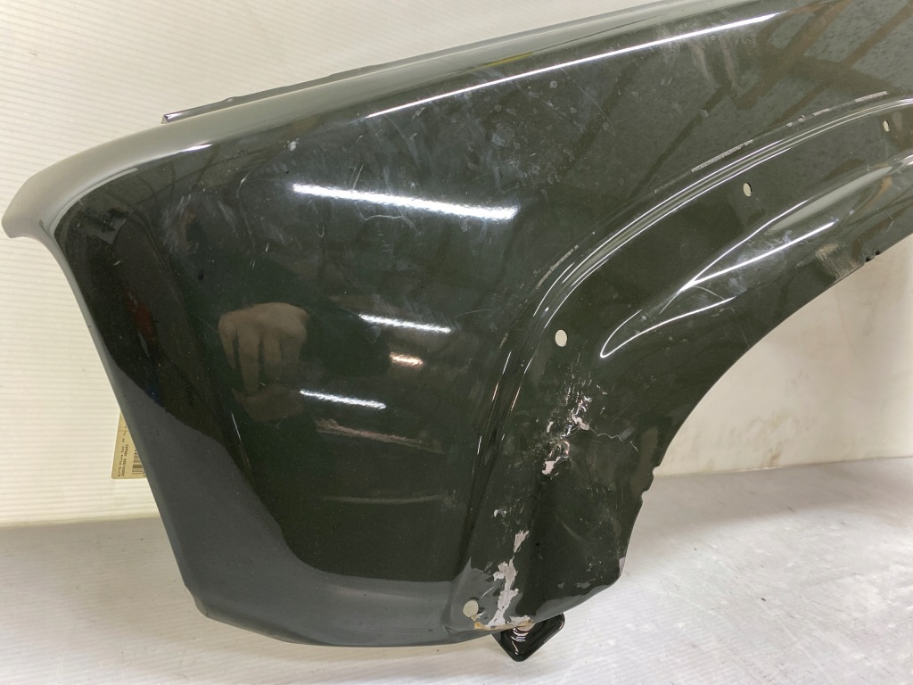 Suzuki jimmy 2 2 18+ крыло  левое  перед Недорого