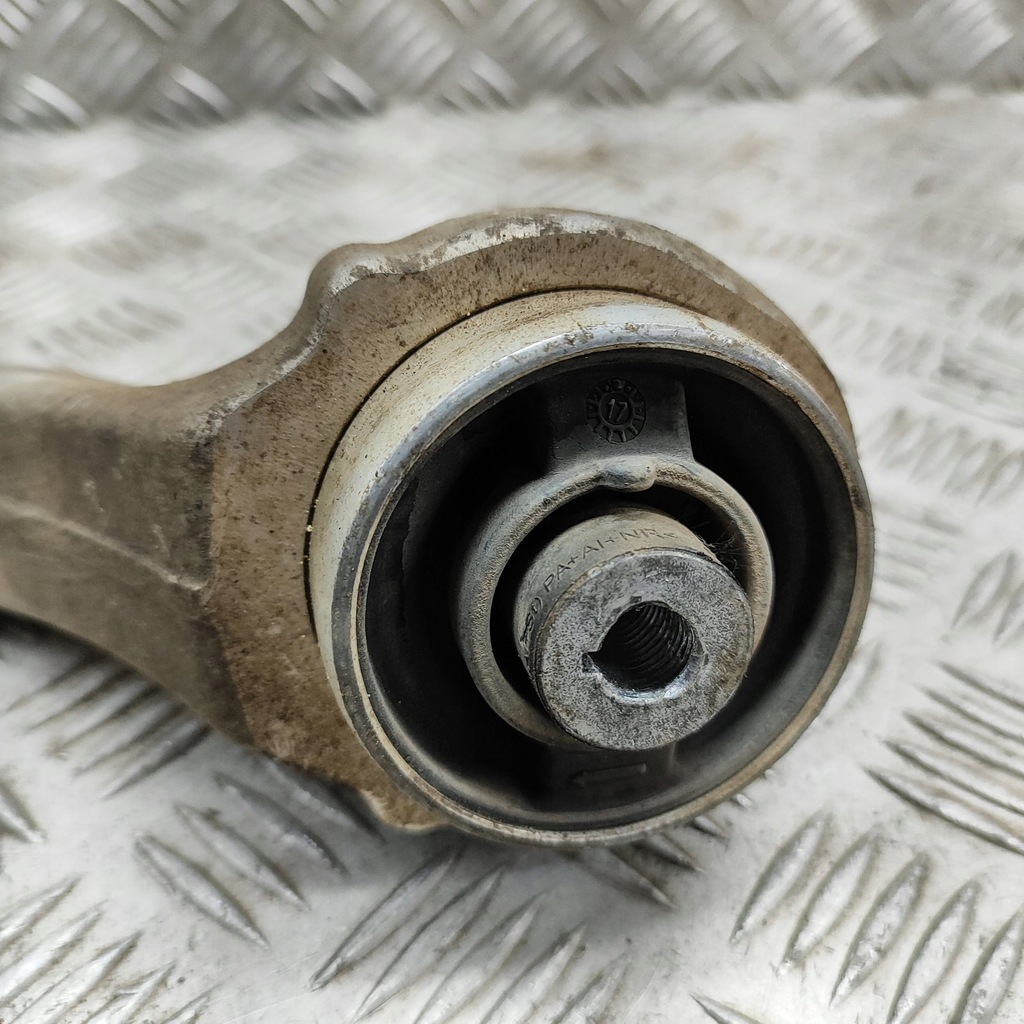 фото №8, Audi q5 sq5 2017 левая сторона нижний рычаг передний