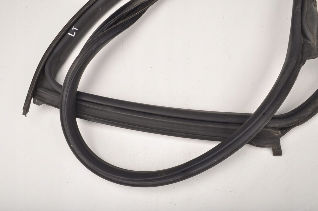 фото №4, Maserati ghibli iii прокладка дверь левый задняя