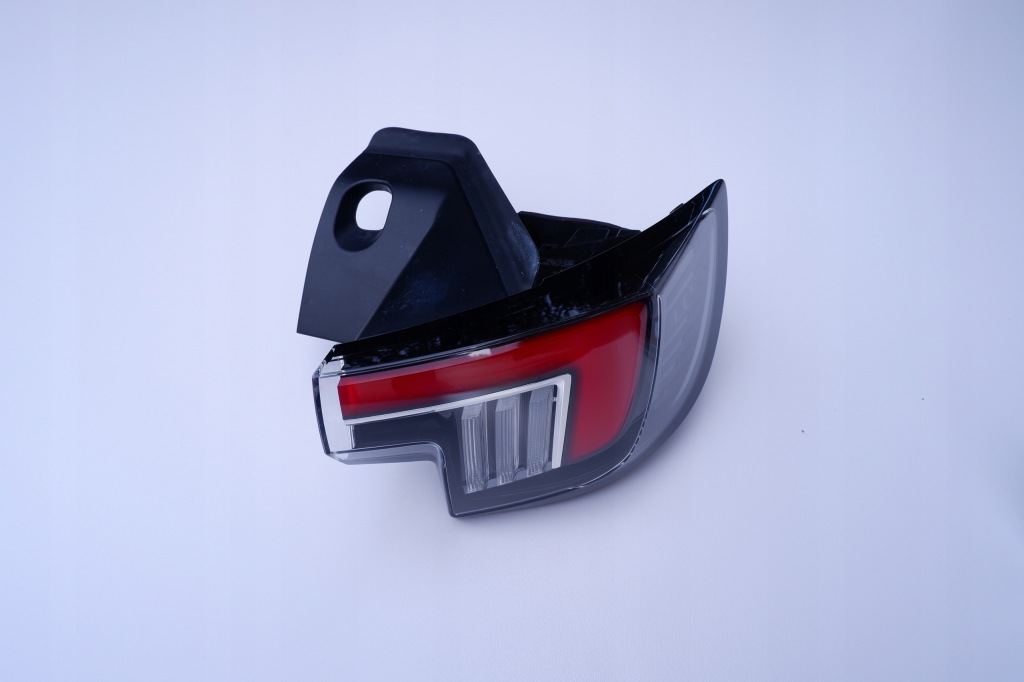 фото №1, Opel mokka b лампа правый задняя 9833721980