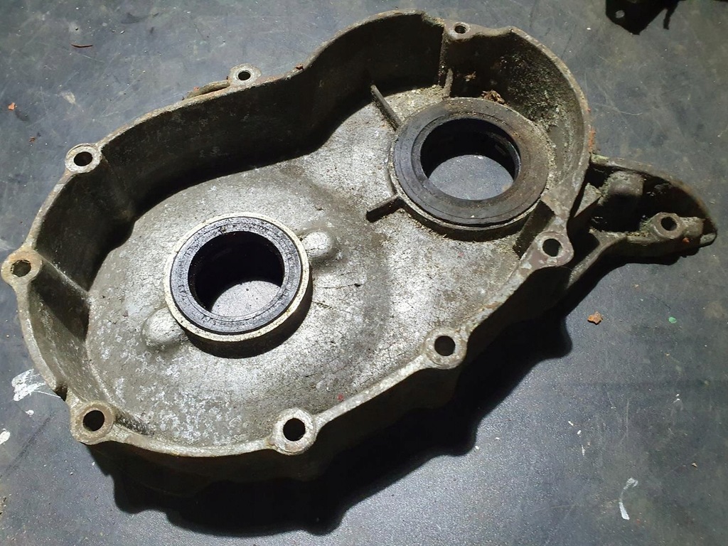 фото №11, Кришка корпус розподільного валу polonez 1500