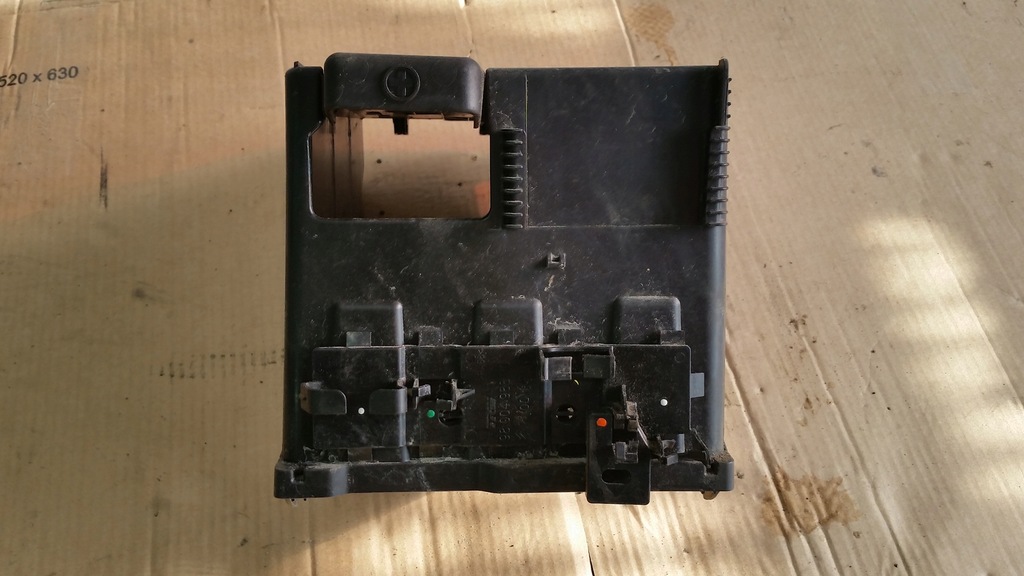 фото №5, Основа корпус акумулятор citroen c4 ii b7